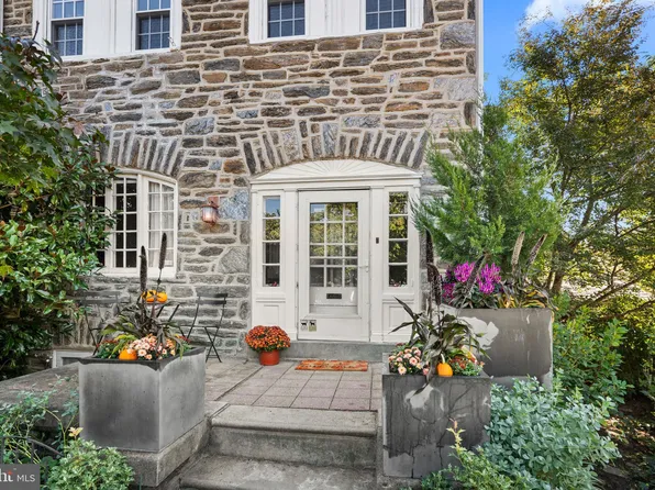 6379 Sherman St, Philadelphia, PA 19144