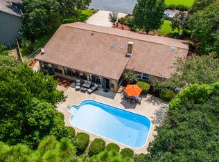 131 Lake Lorraine Cir, Shalimar, FL 32579