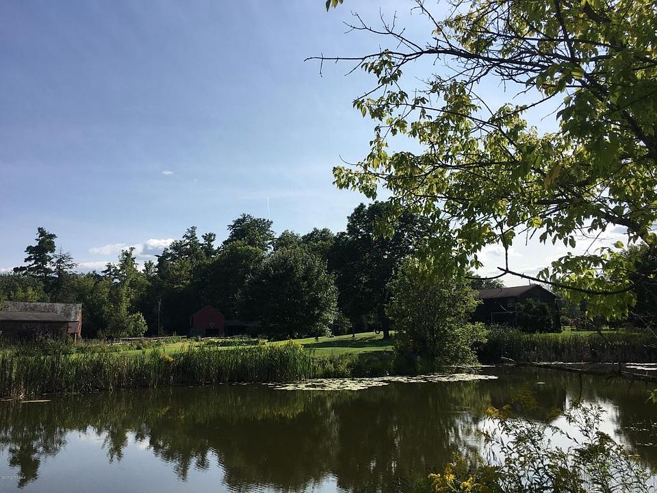 1st image of 144 Lake Rd