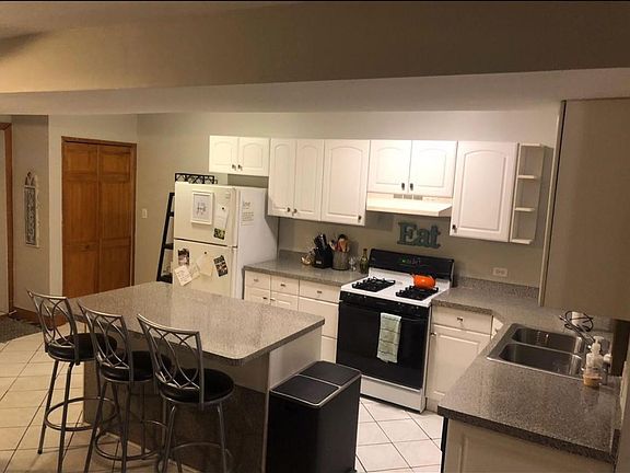 5th image of 3341 N Bell Ave #G