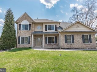 113 Matthew Dr, North Wales, PA 19454