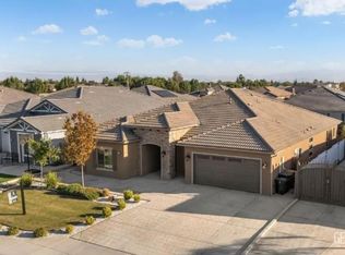 9713 Blountsville Dr, Bakersfield, CA 93311