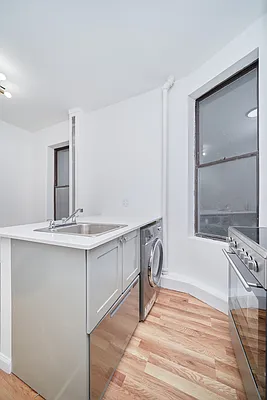 Rented by Living New York | media 14