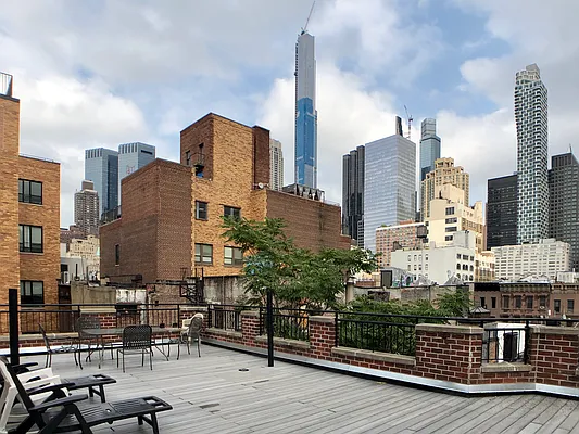 Rented by Avenues Real Estate | media 15