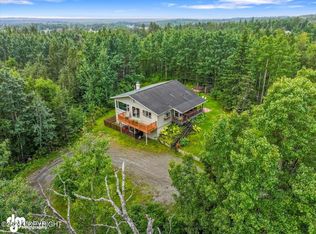 6901 E Lonesome Dr, Palmer, AK 99645
