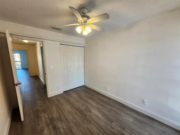 9421 NW 15th St #234 — Photo 24