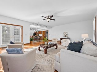 379 Beecher Rd, Columbus, OH 43230