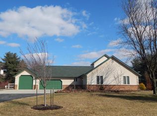 6393 S Old State Rd, Lewis Center, OH 43035