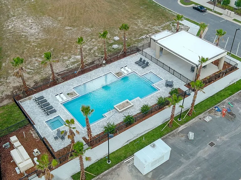 3304 SW 49th Ter — Photo 34