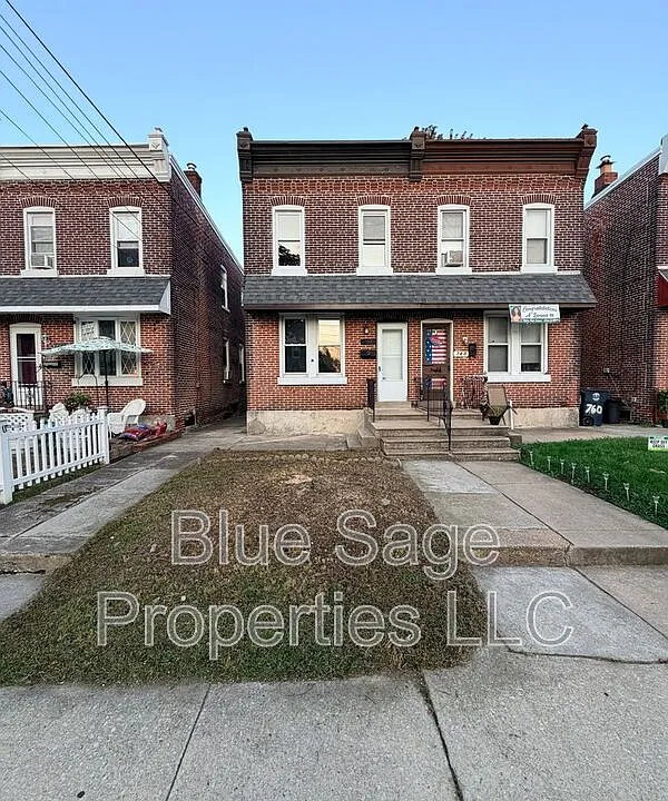 758 Saville Ave