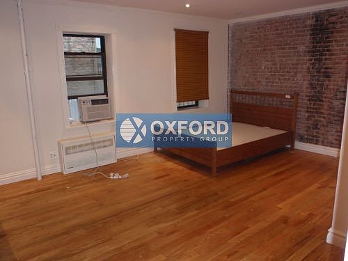 1st image of 535 Hudson St APT 1B