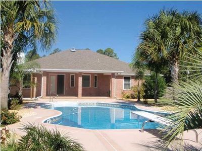 6977 Leisure St, Navarre, FL, 32566
