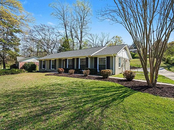 4th image of 124 Colvin Rd