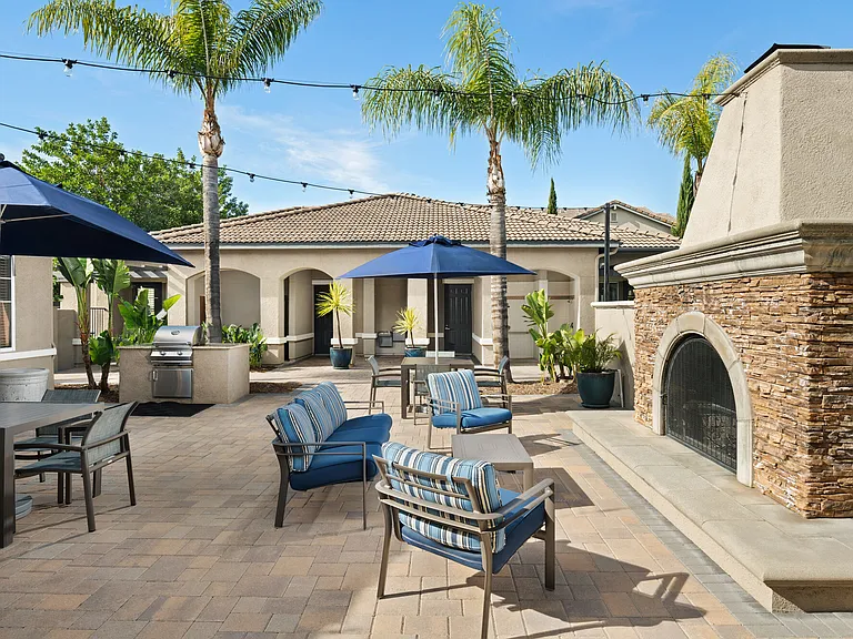 Del Mar — Photo 12