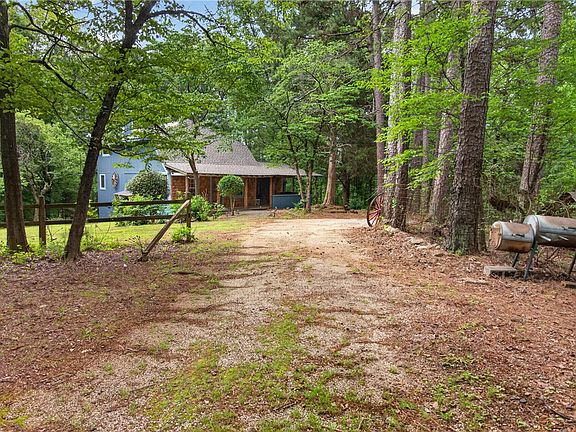 3rd image of 130 Maggie Rufus Ln