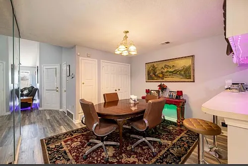 5844 Ashridge Pl Photo 1