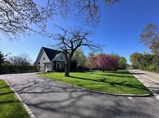 5850 New Suffolk Rd, New Suffolk, NY 11956