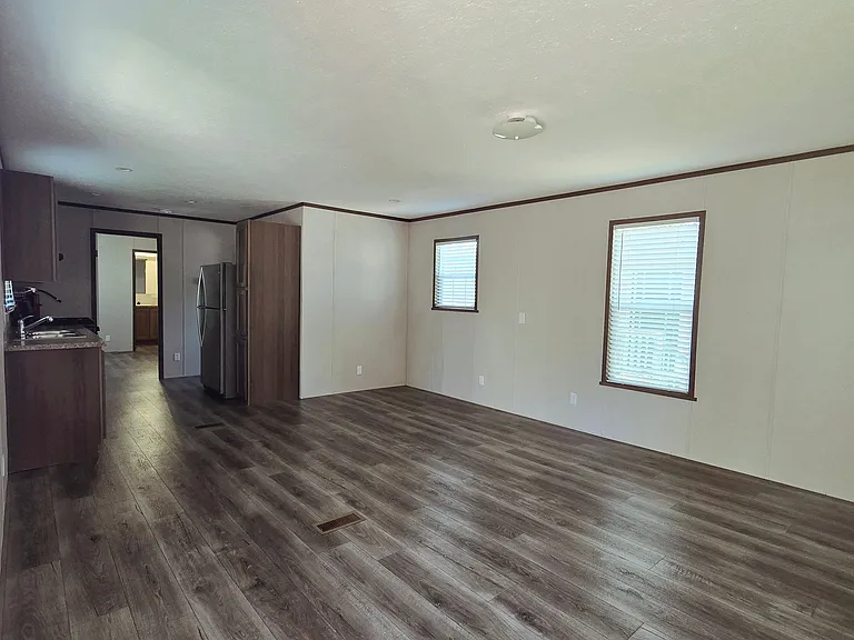 Westbridge Manor — Photo 42