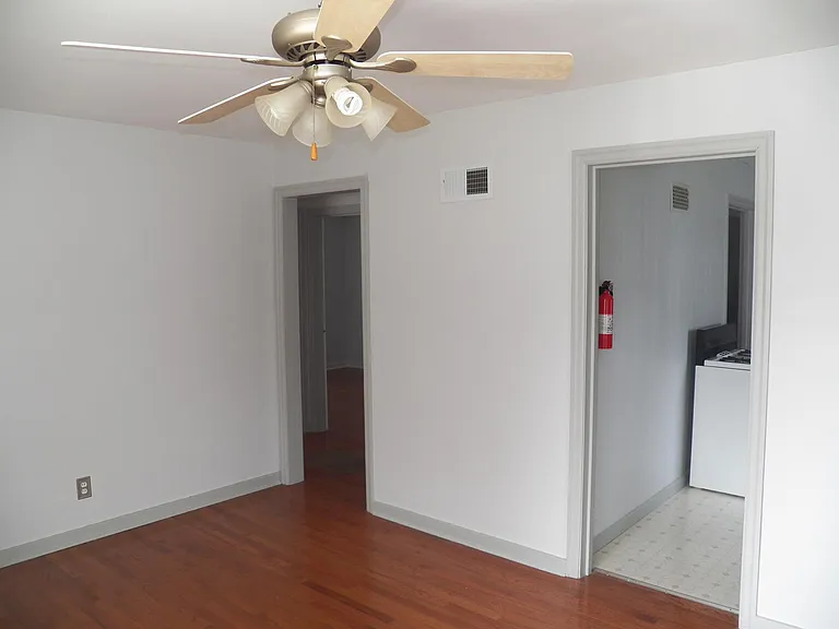 101 N Roosevelt St — Photo 6