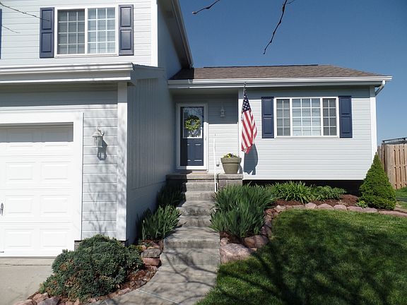 5th image of 4117 N 170th St