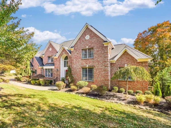 20 Whispering Way, Warren Twp., NJ 07059