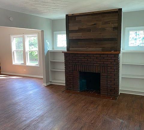 2nd image of 2103 Lewis Dr #1