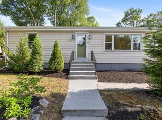 5 Interlocken Rd, East Providence, RI 02914