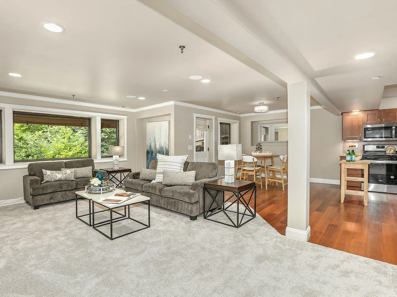 2 bed, 1300 sqft, $2,950 — Photo 4