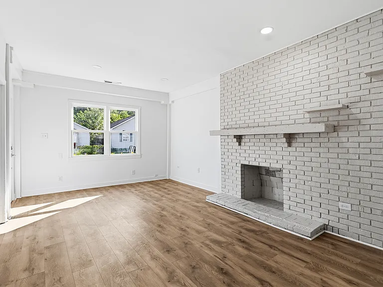 105 Marne Ave — Photo 8