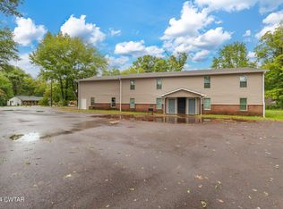 196 Greenfield Dr, Jackson, TN 38305