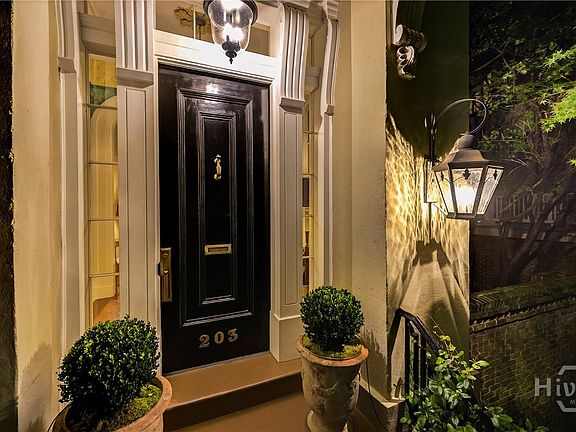 3rd image of 203 W Charlton Street