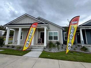 8210 NW 37th Rd #A, Gainesville, FL 32606