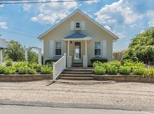 3 Makamah Beach Rd, Northport, NY 11768