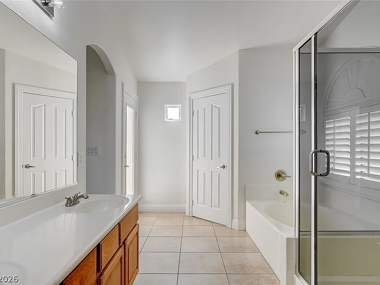 8849 Keywood St — Photo 32