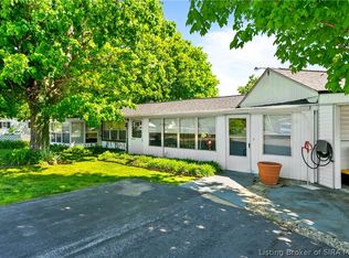 8934 Brownstown Rd, Henryville, IN 47126