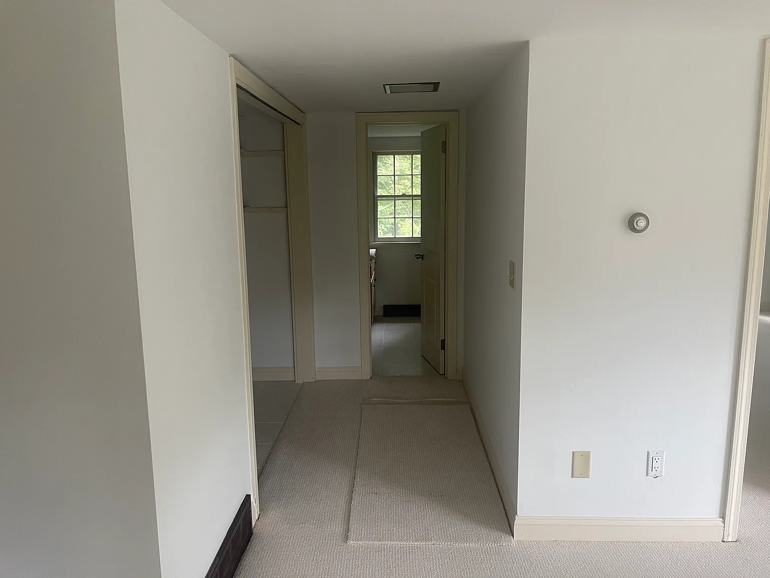 30 Hopyard Rd — Photo 3