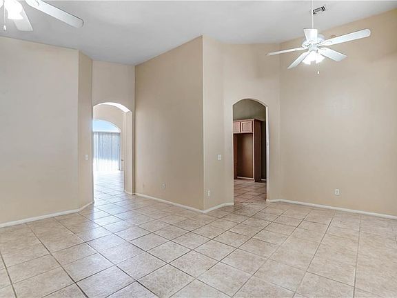 5th image of 11100 San Lorenzo Dr