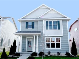 1537 Wild Iris St, Sun Prairie, WI 53590
