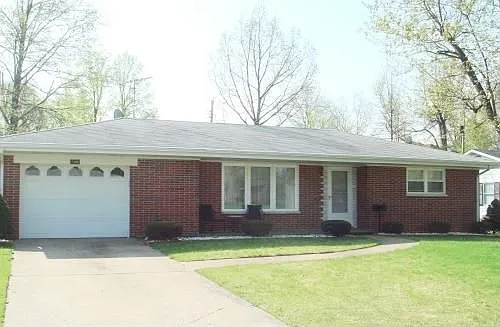 1306 E C St photo 1