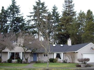 16721 Shore Dr NE, Seattle, WA 98155