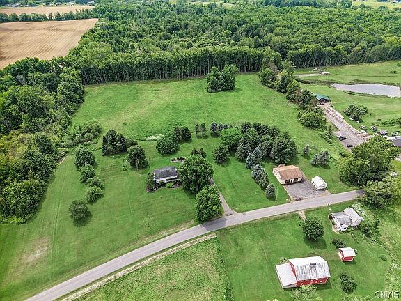 2nd image of 3977-3990 Maider Rd