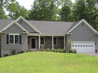 18 Ashleigh Ln, Saratoga Springs, NY 12866