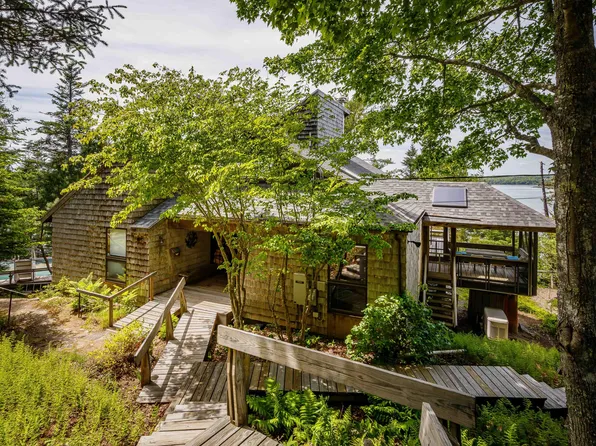 16 Modin Lane, Penobscot, ME 04476