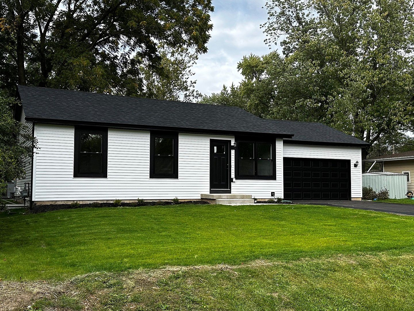 1311 Meadow Ln, Mchenry, IL 60050 Zillow