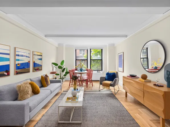 333 East 53rd Street image 1 of 17