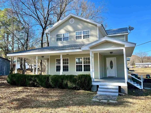 305 McKee St, Pangburn, AR 72121