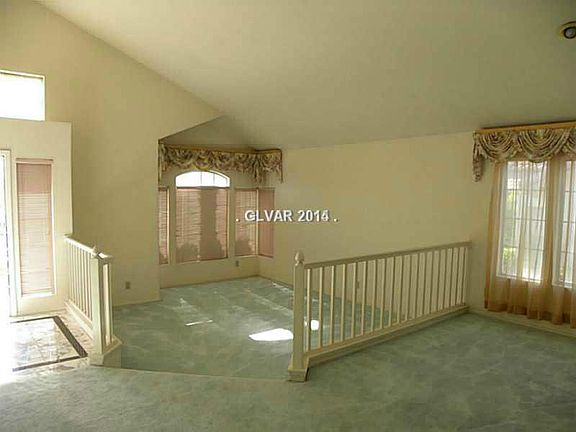 2nd image of 5352 Sorrel St