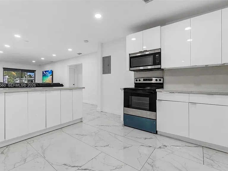 4530 SW 25th St #4530 — Photo 37