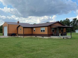 9713 Kings Hill Rd, Bridgeport, IL 62417