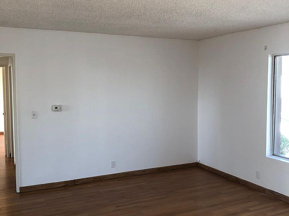 2nd image of 1640 College View Dr